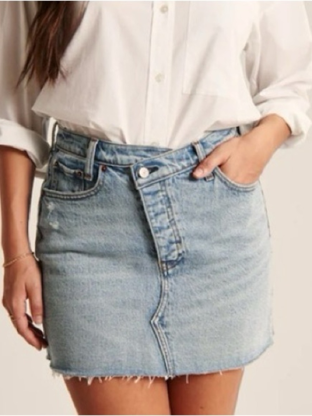 Abercrombie & Fitch 90’s Micro Mini Denim Skirt
